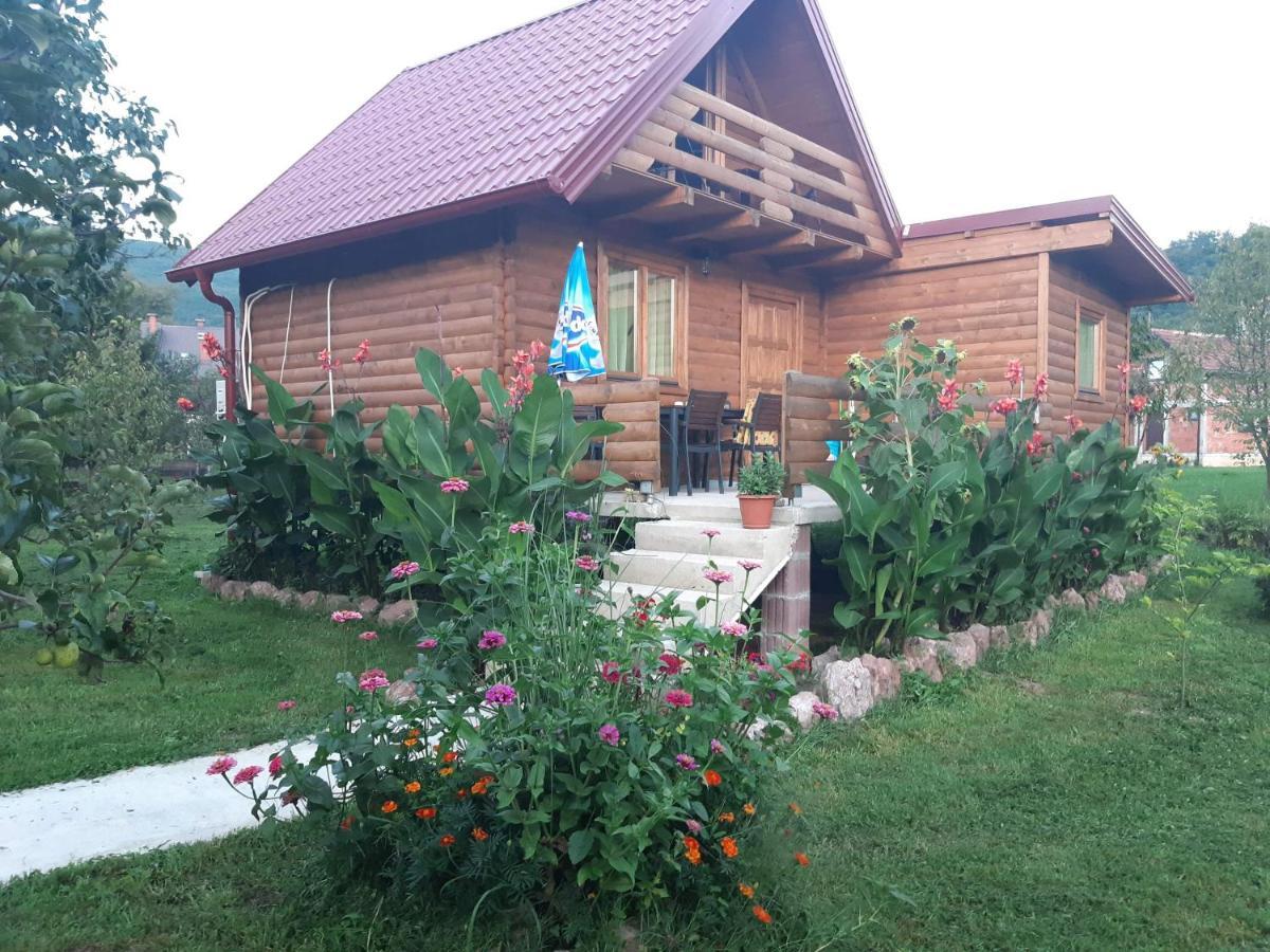 Wooden House "Una" Kulen Vakuf Exterior photo